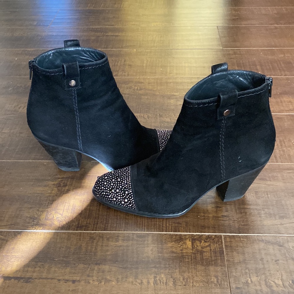 Stuart Weizman Boots - image 2